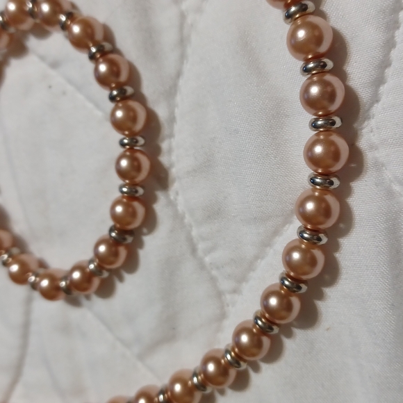 pearl style necklace and bracelet set - Picture 3 of 7